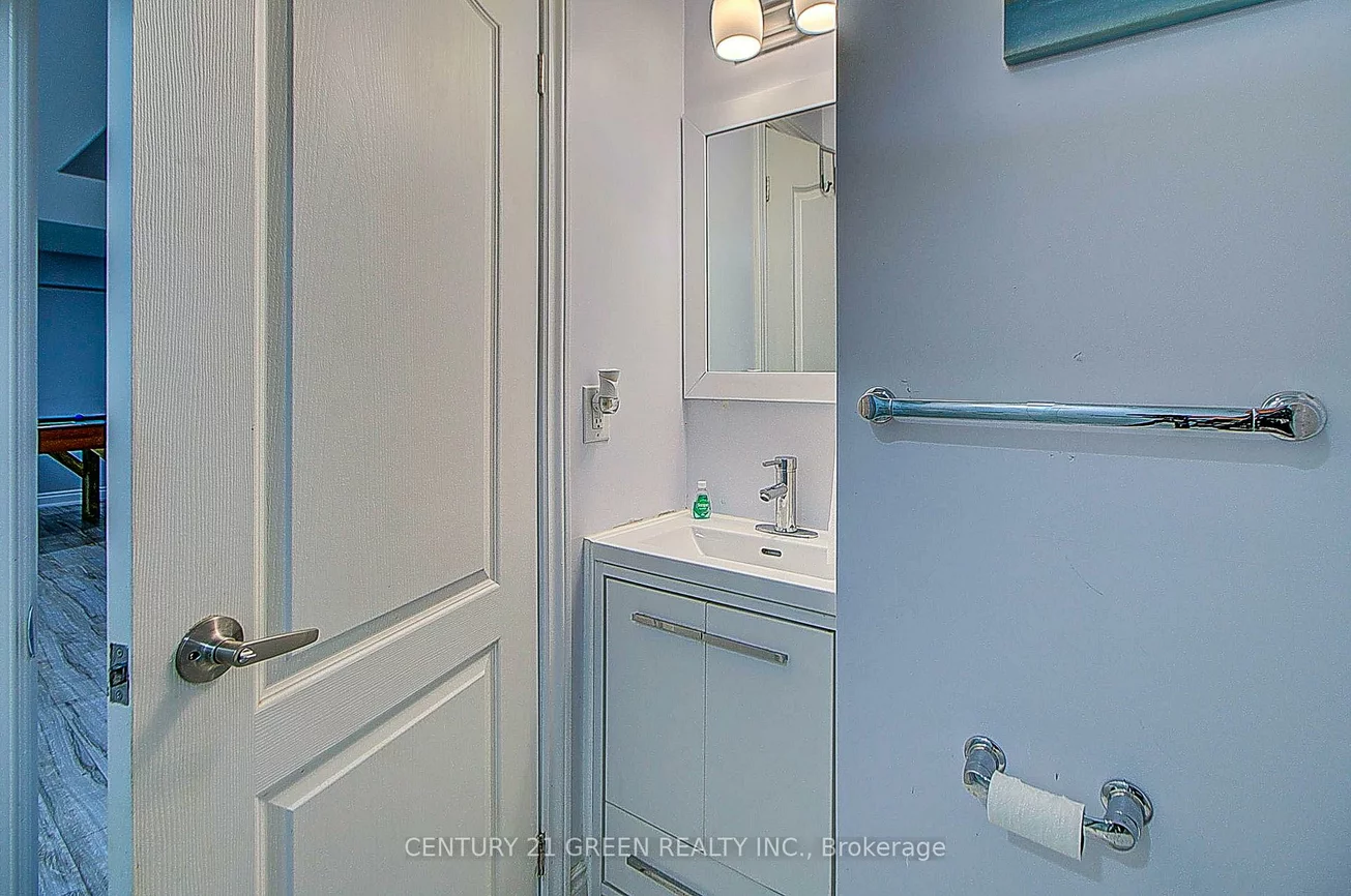 73, Wandering Glider, Bradford, Bradford West Gwillimbury