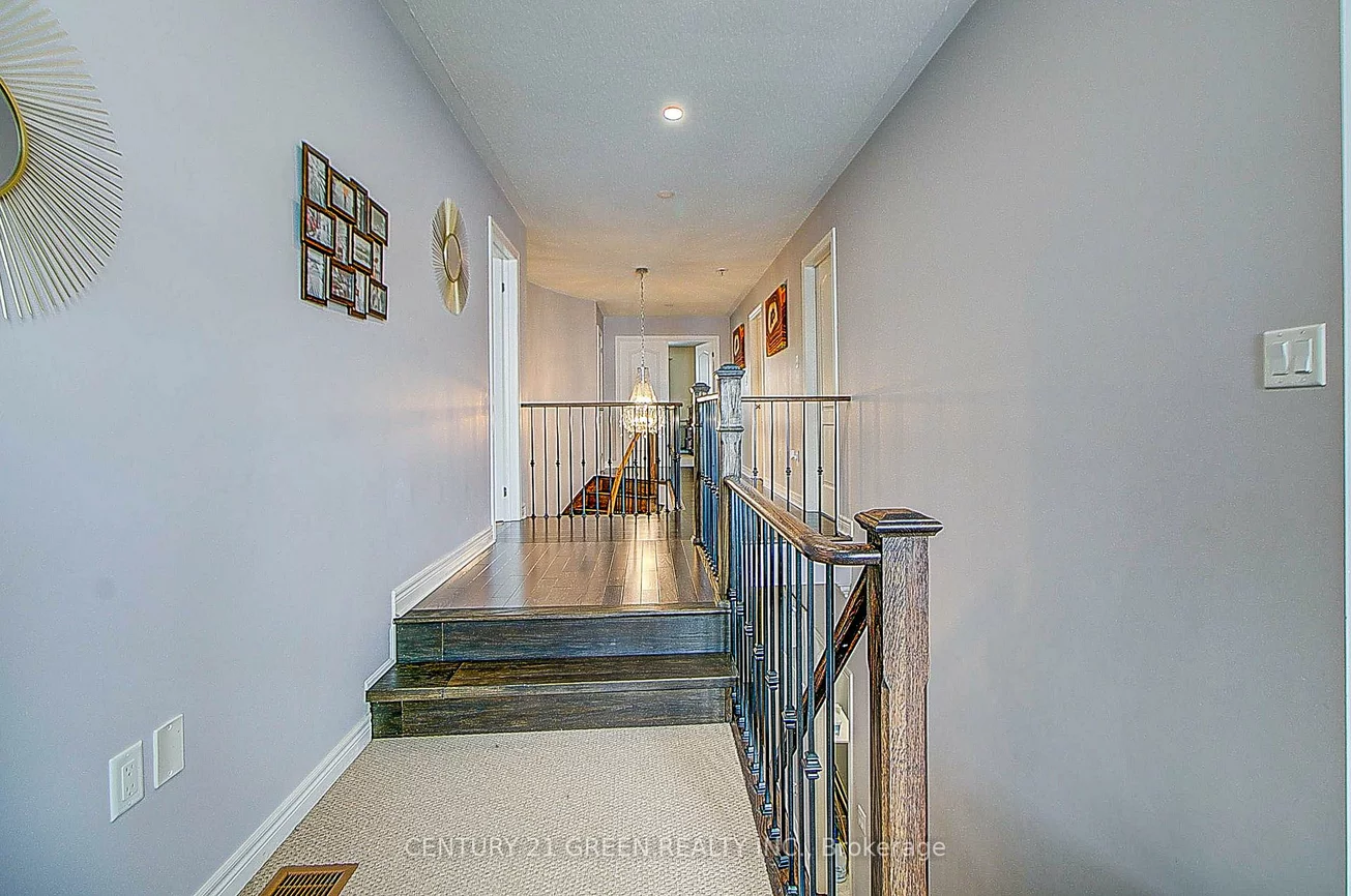 73, Wandering Glider, Bradford, Bradford West Gwillimbury