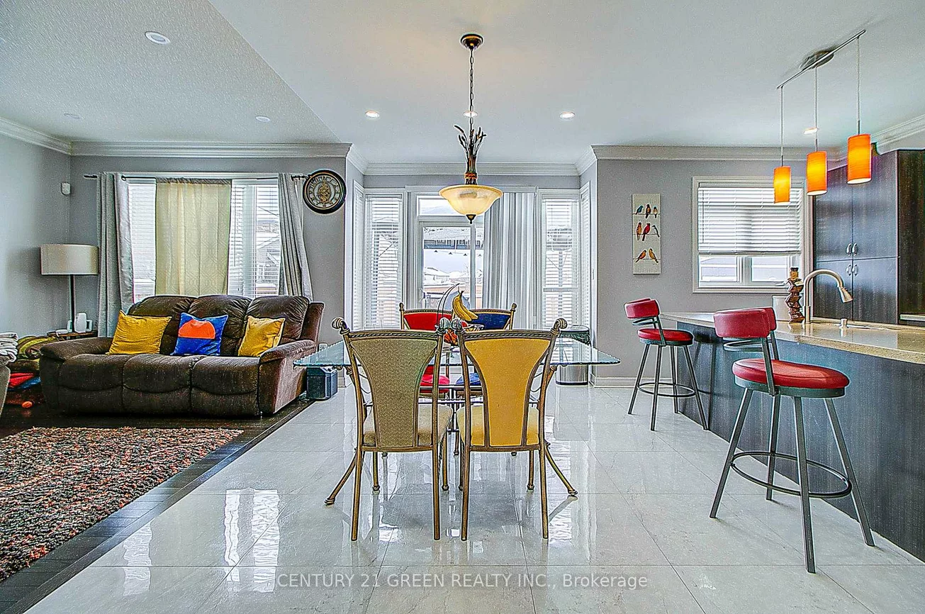 73, Wandering Glider, Bradford, Bradford West Gwillimbury