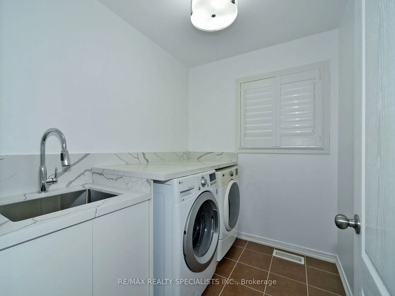 17, Richardson, Bradford, Bradford West Gwillimbury