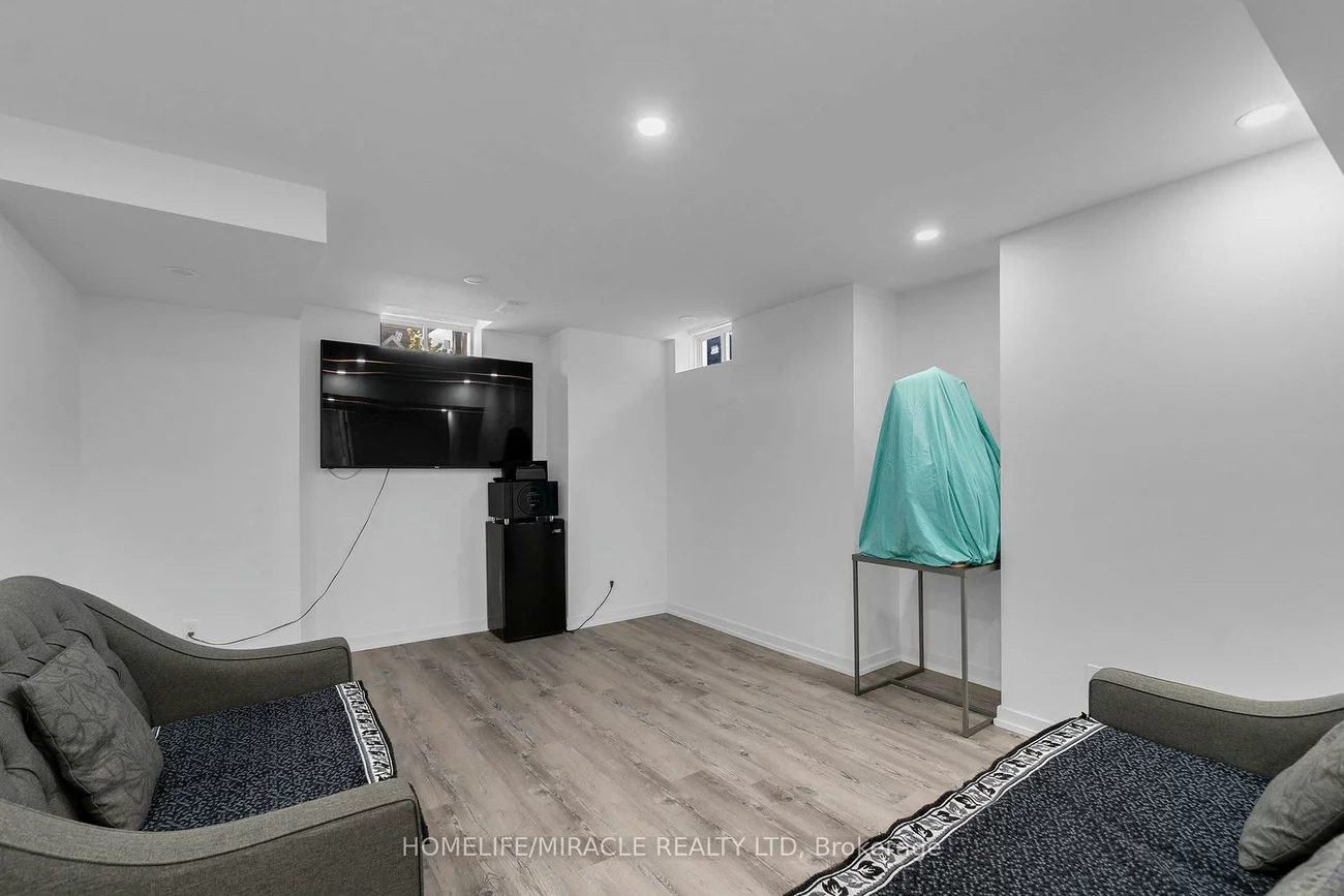 129, Vipond, Bradford, Bradford West Gwillimbury