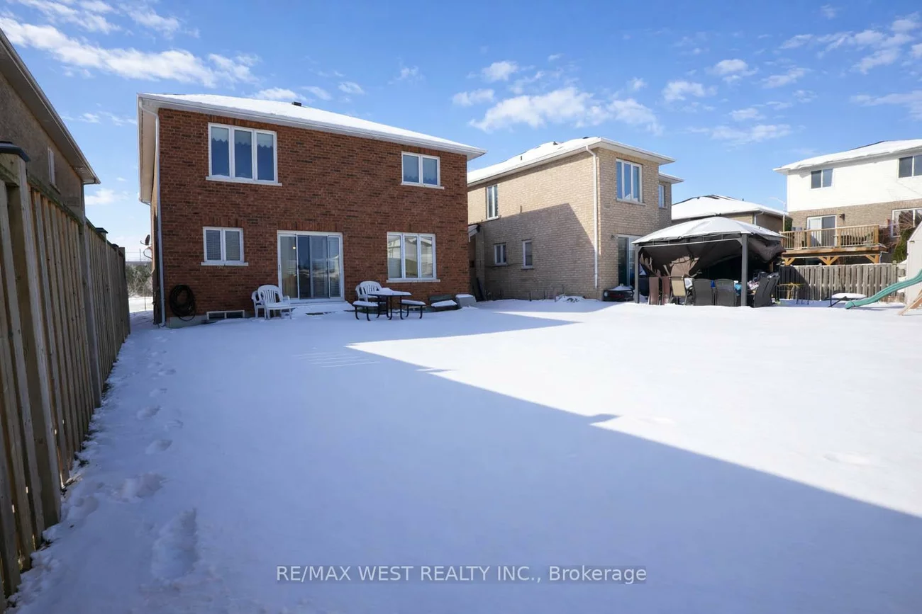 503, Simcoe, Bradford, Bradford West Gwillimbury
