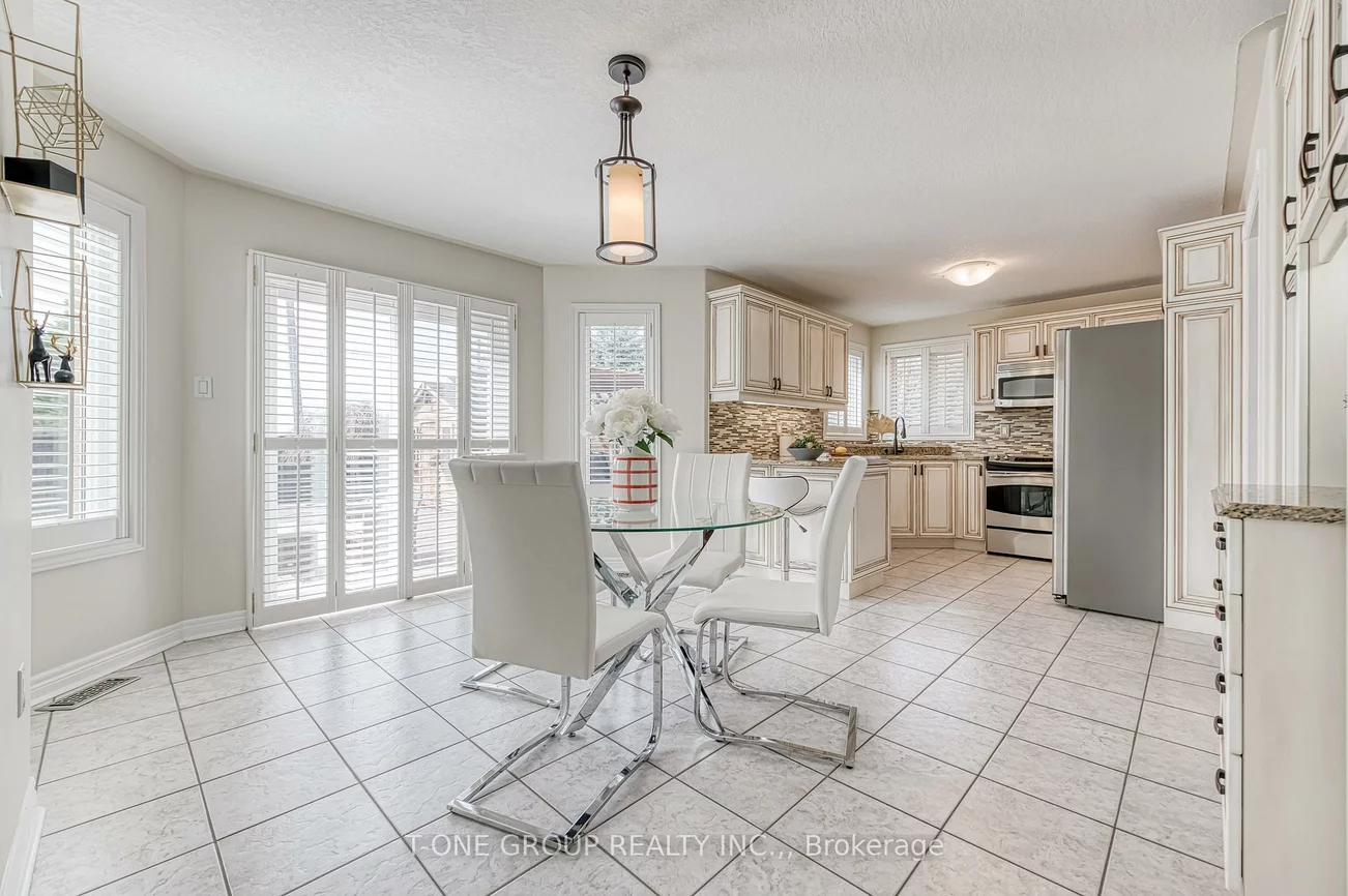 11, Saint, Bradford, Bradford West Gwillimbury