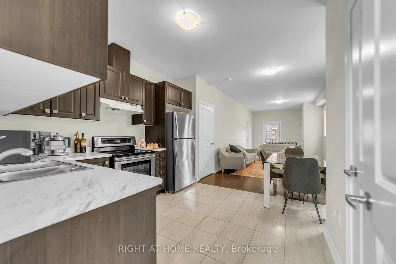 126, Blackwell, Bradford, Bradford West Gwillimbury