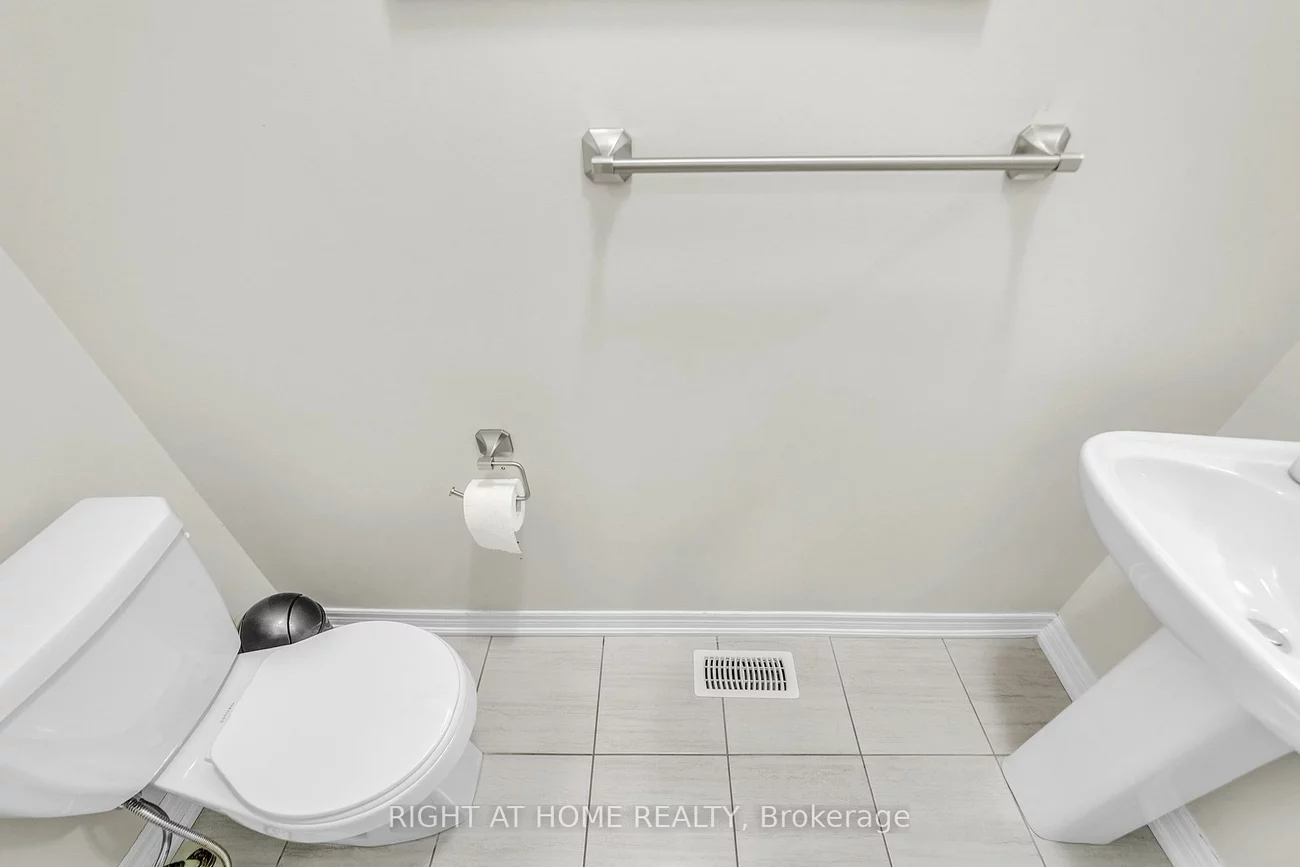 126, Blackwell, Bradford, Bradford West Gwillimbury