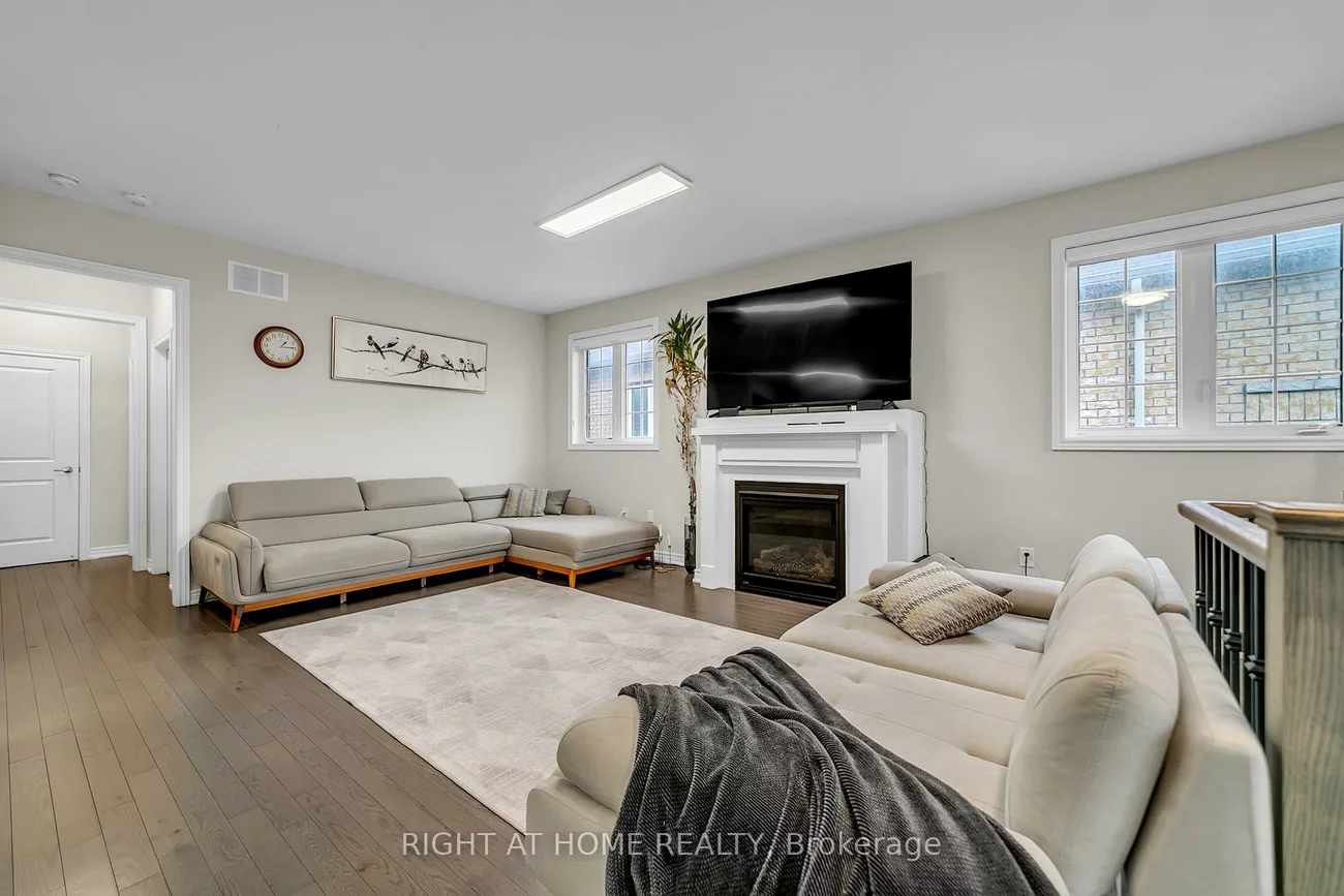 126, Blackwell, Bradford, Bradford West Gwillimbury