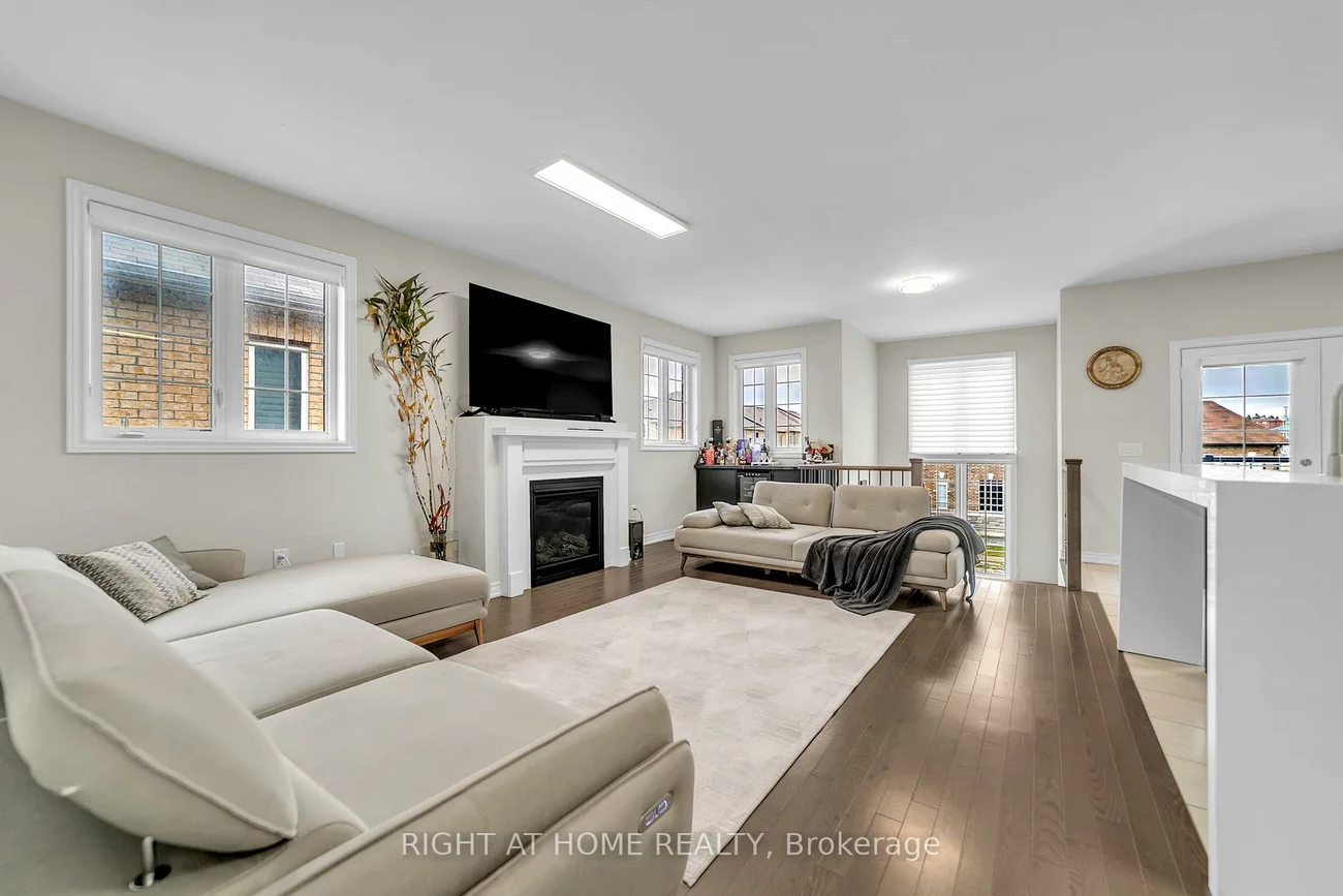 126, Blackwell, Bradford, Bradford West Gwillimbury