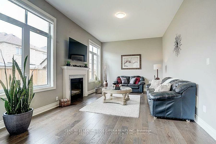 290, Inverness, Bradford, Bradford West Gwillimbury