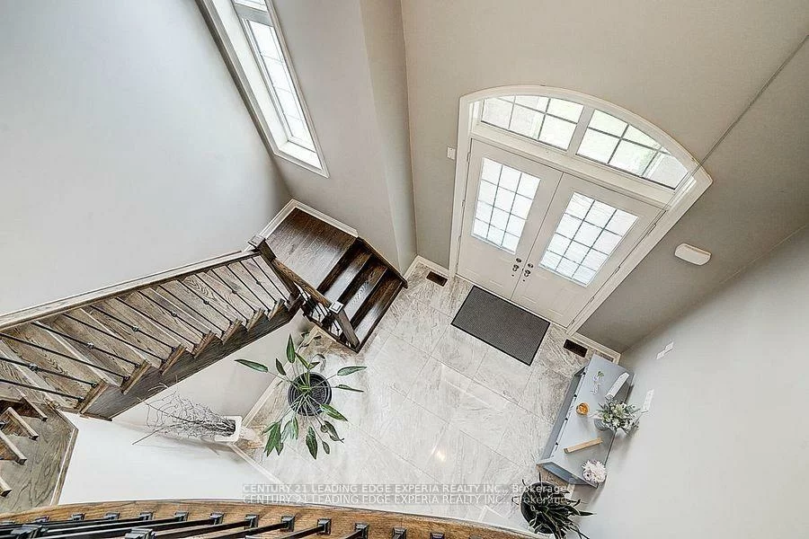 290, Inverness, Bradford, Bradford West Gwillimbury