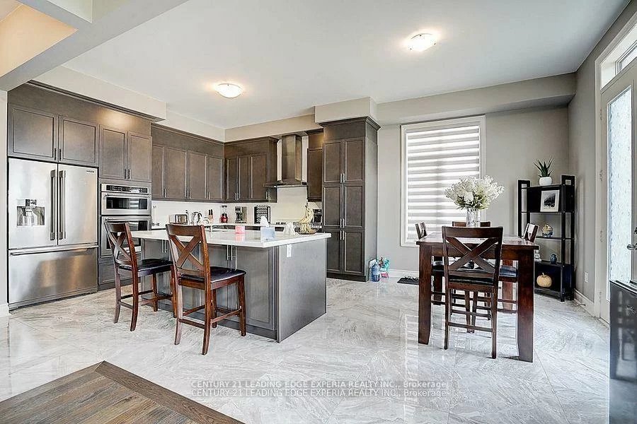 290, Inverness, Bradford, Bradford West Gwillimbury