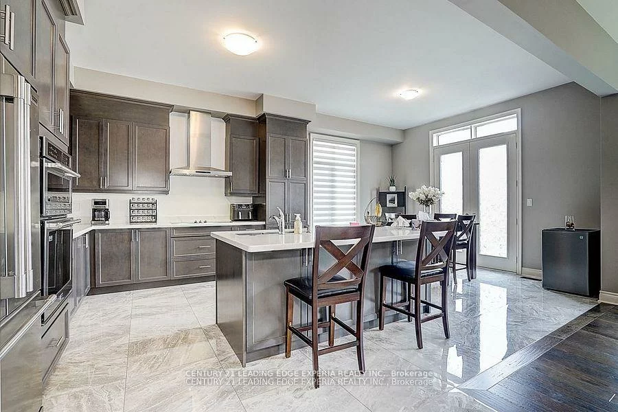 290, Inverness, Bradford, Bradford West Gwillimbury