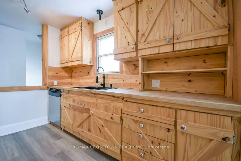 41, James, Bradford, Bradford West Gwillimbury