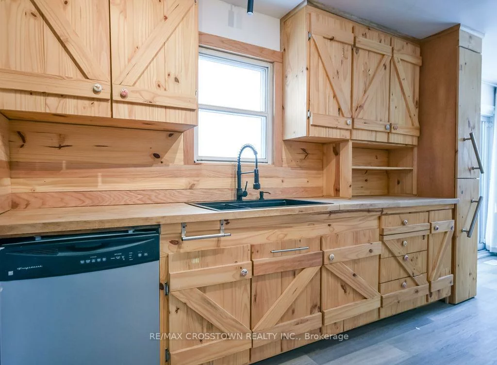 41, James, Bradford, Bradford West Gwillimbury