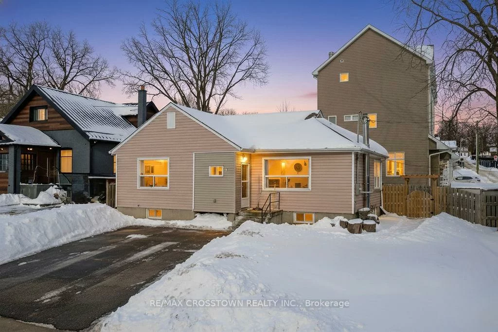 41, James, Bradford, Bradford West Gwillimbury