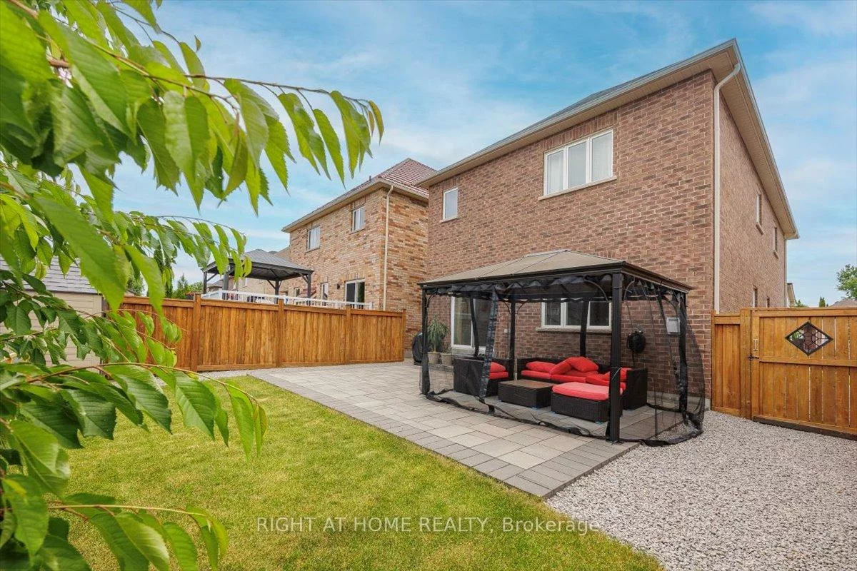 166, Gardiner, Bradford, Bradford West Gwillimbury