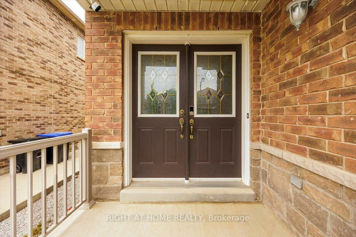 166, Gardiner, Bradford, Bradford West Gwillimbury