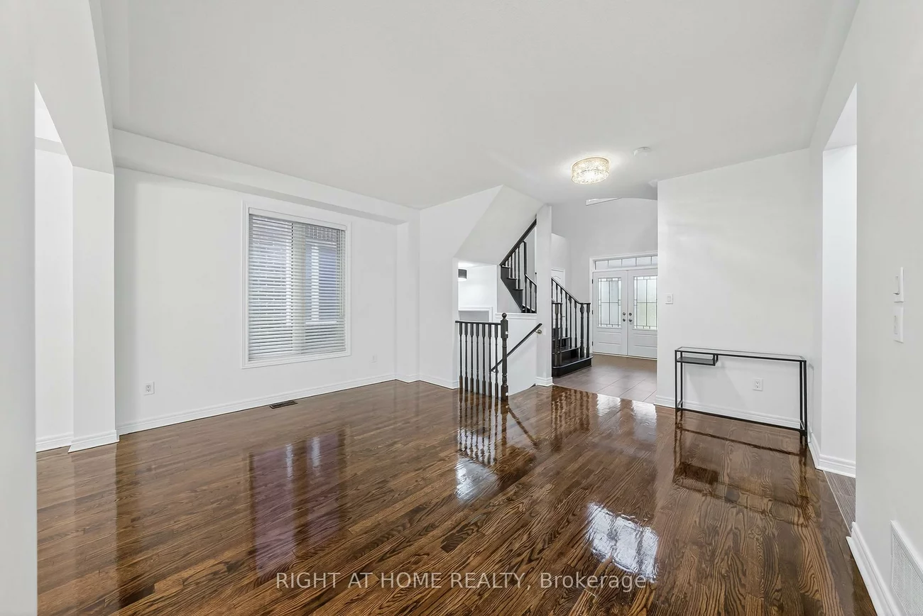 193, Blue Dasher, Bradford, Bradford West Gwillimbury