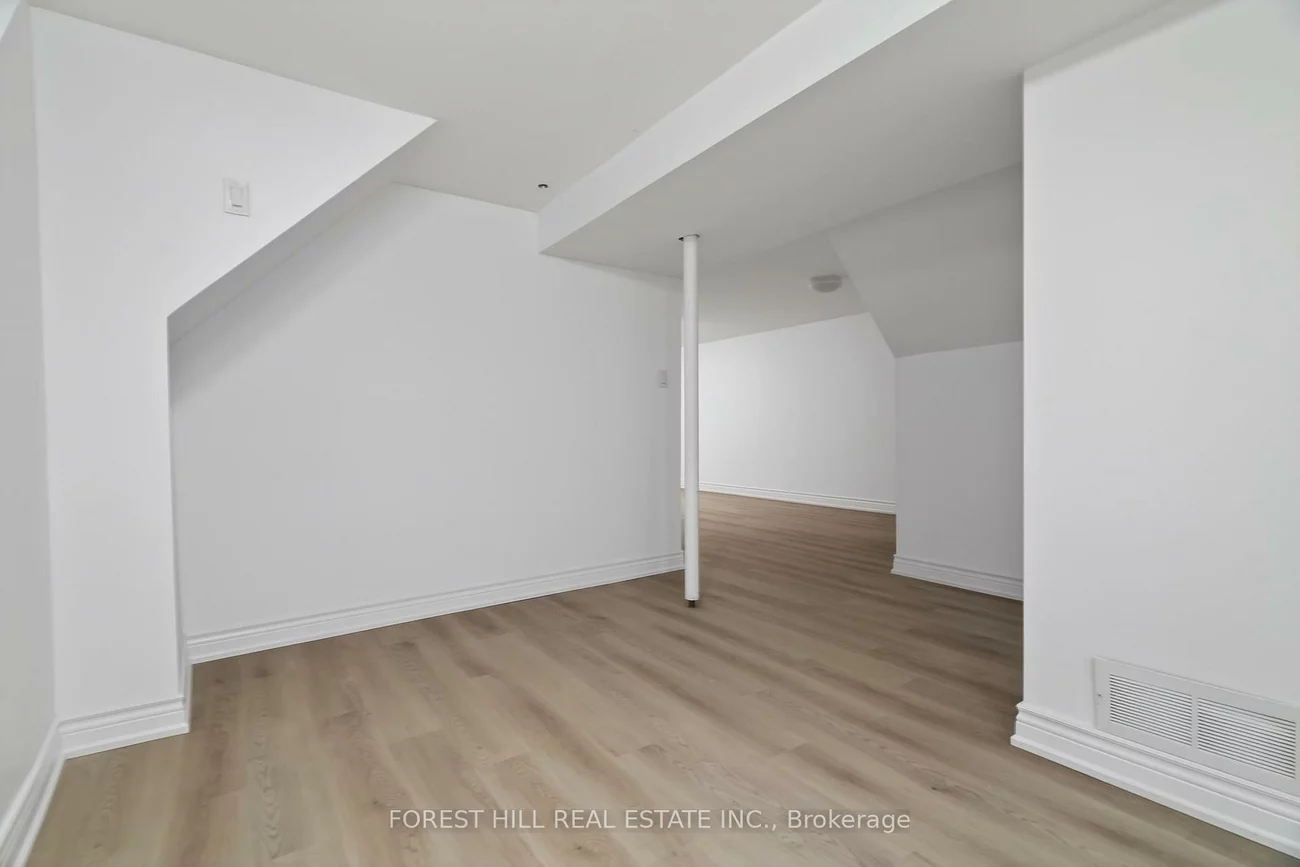 55, Townsend, Bradford, Bradford West Gwillimbury