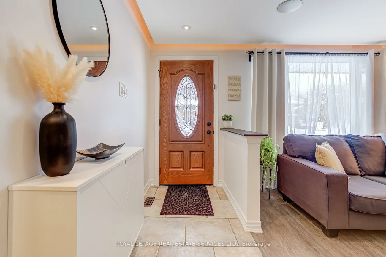 268, Britannia, Bradford, Bradford West Gwillimbury