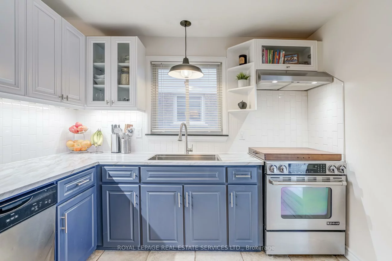 268, Britannia, Bradford, Bradford West Gwillimbury