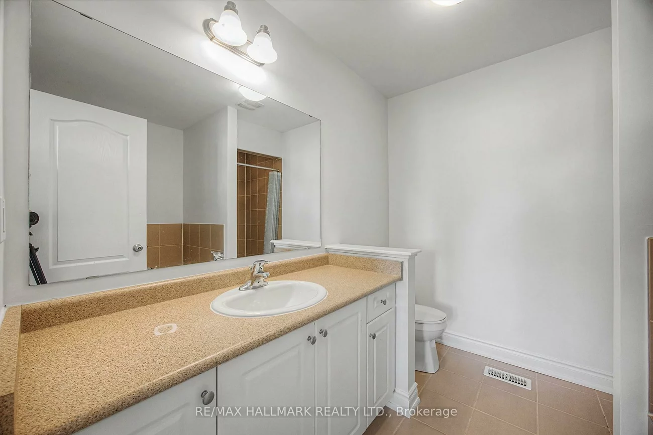 52, Acorn, Bradford, Bradford West Gwillimbury