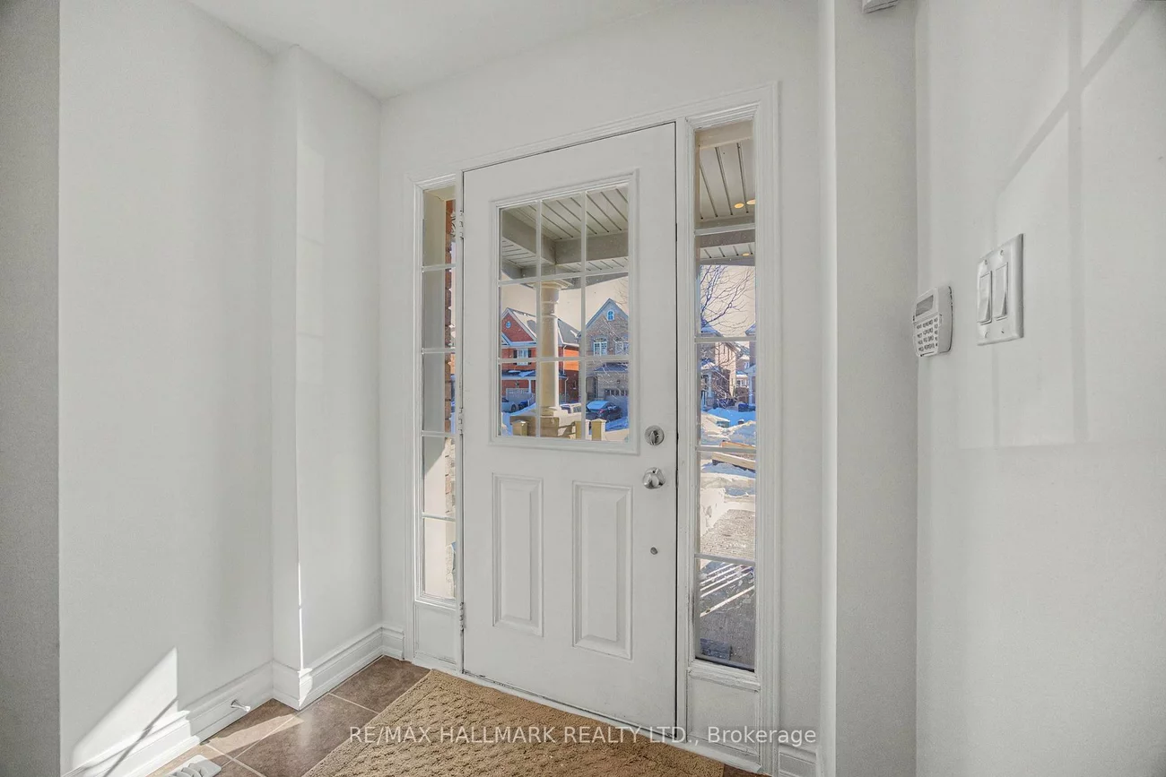 52, Acorn, Bradford, Bradford West Gwillimbury