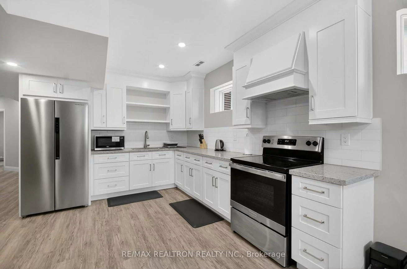 80, Gardiner, Bradford, Bradford West Gwillimbury