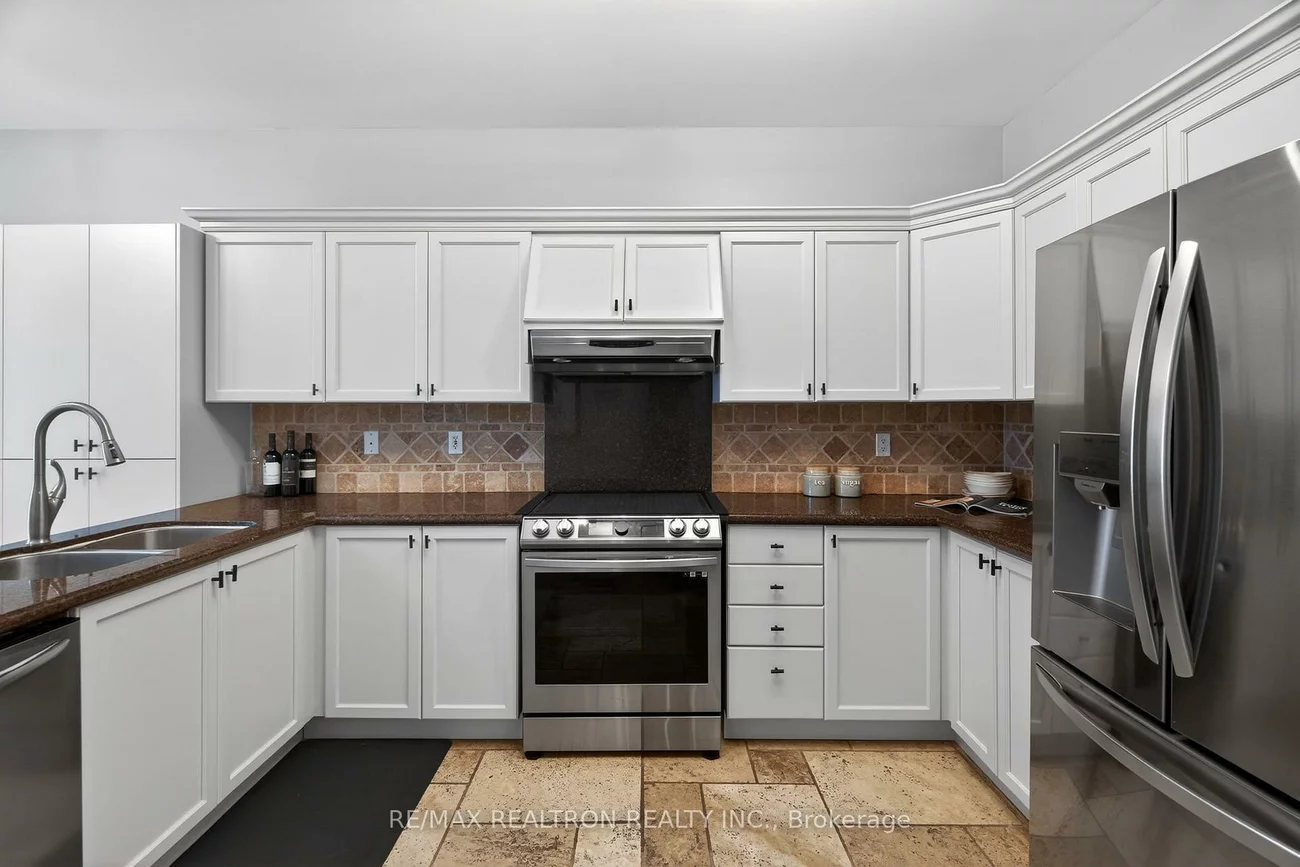 80, Gardiner, Bradford, Bradford West Gwillimbury