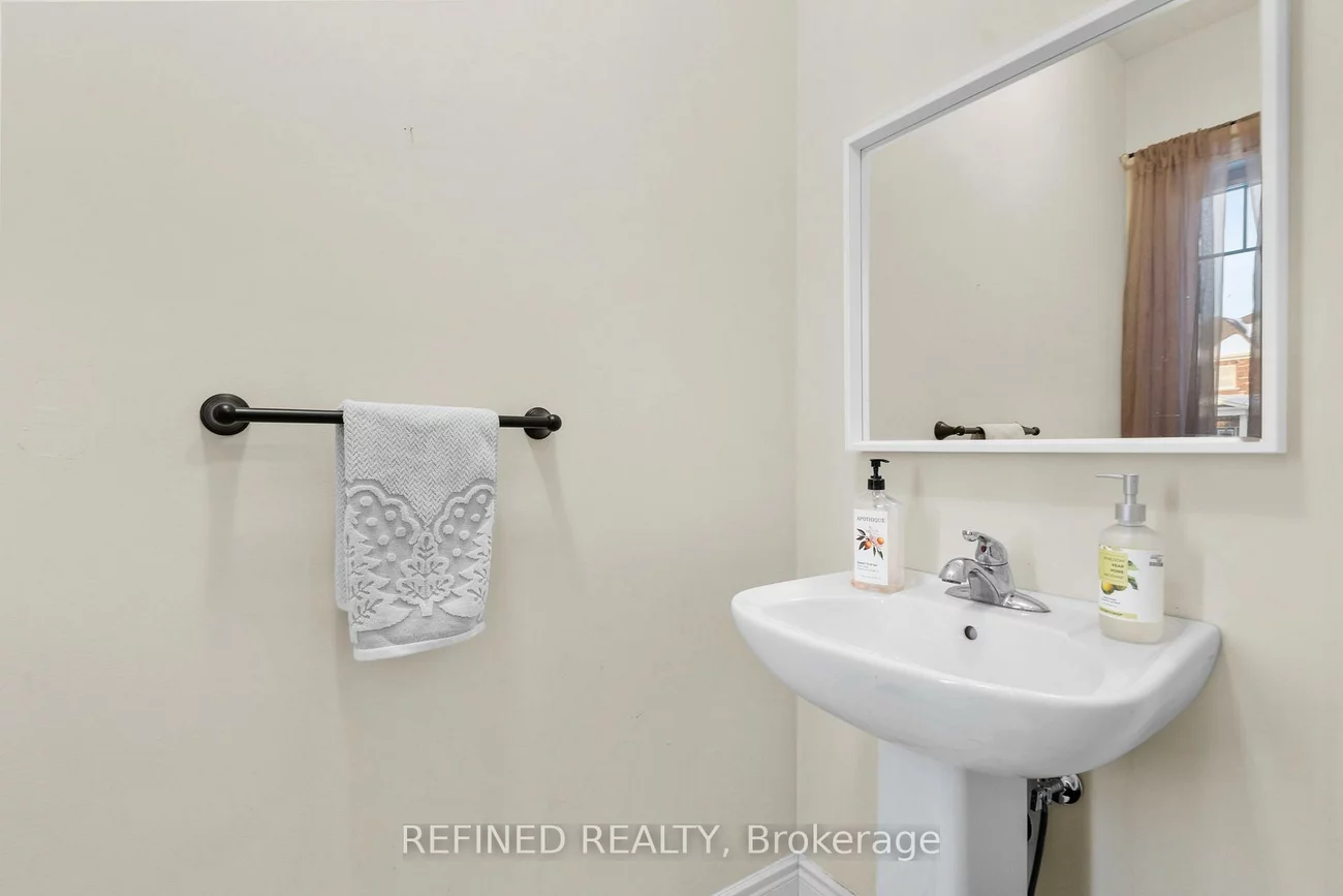 150, Heritage, Bradford, Bradford West Gwillimbury