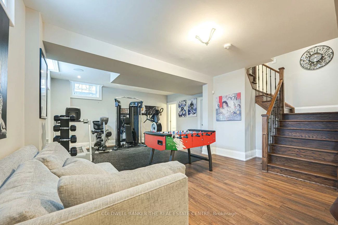 59, Leith, Bradford, Bradford West Gwillimbury