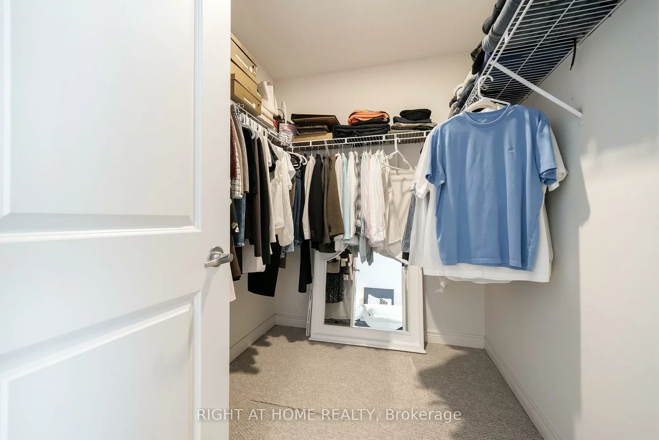 12, Tupling, Bradford, Bradford West Gwillimbury