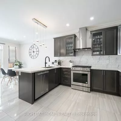 12, Tupling, Bradford, Bradford West Gwillimbury