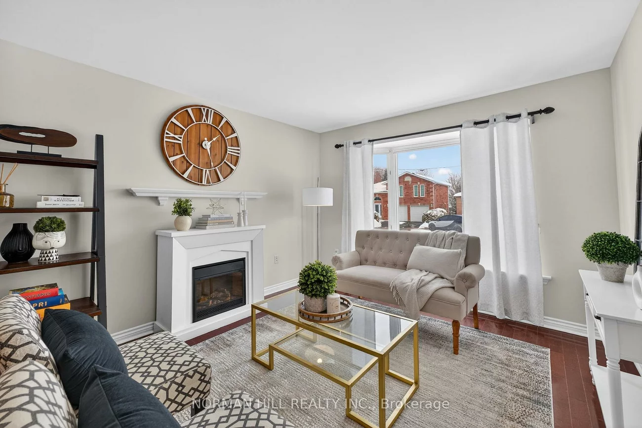 25, Buce, Bradford, Bradford West Gwillimbury