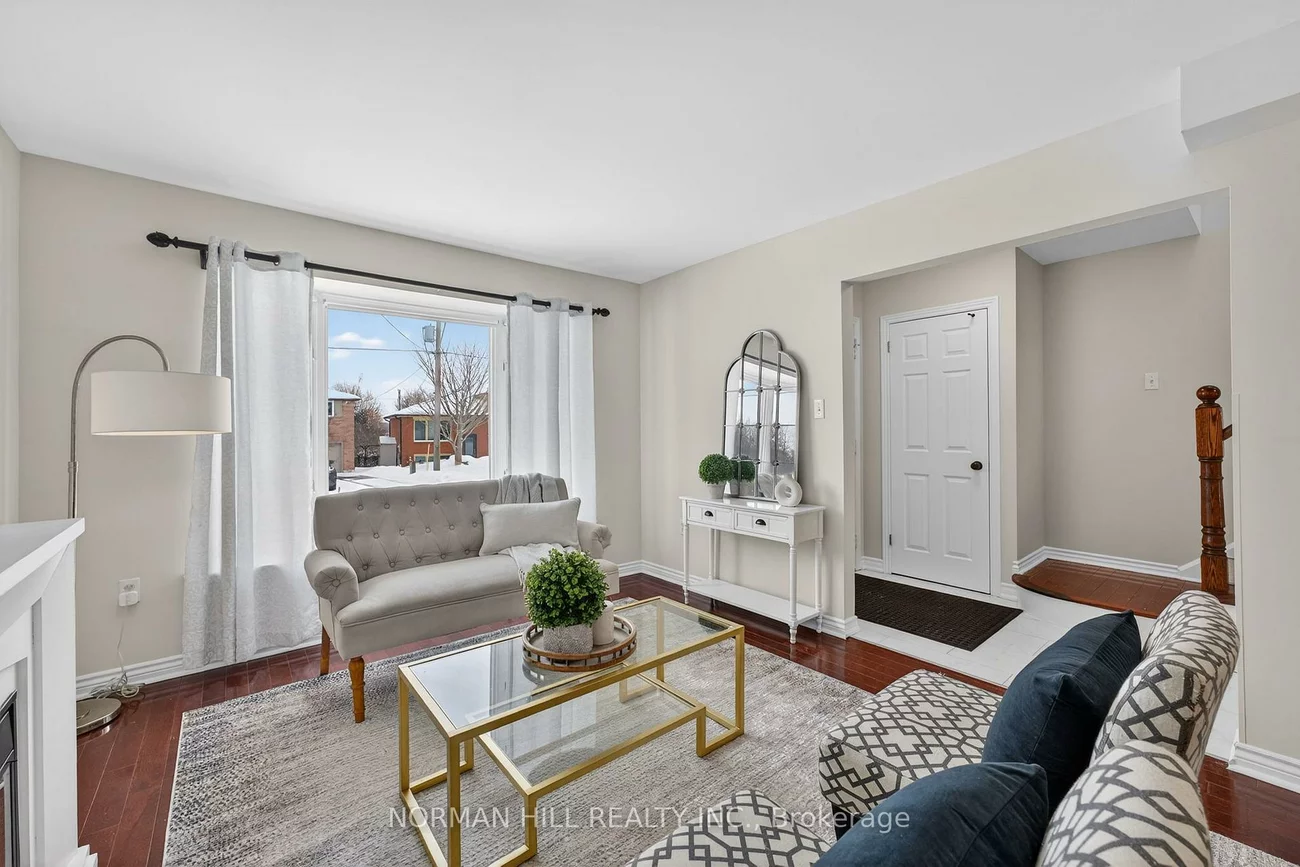 25, Buce, Bradford, Bradford West Gwillimbury