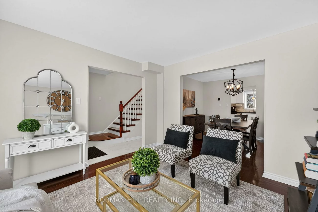 25, Buce, Bradford, Bradford West Gwillimbury