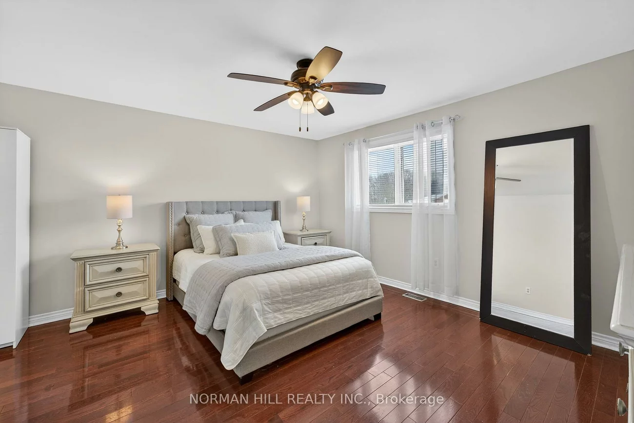 25, Buce, Bradford, Bradford West Gwillimbury