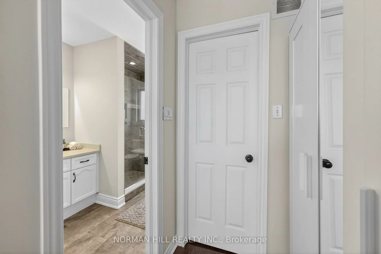 25, Buce, Bradford, Bradford West Gwillimbury