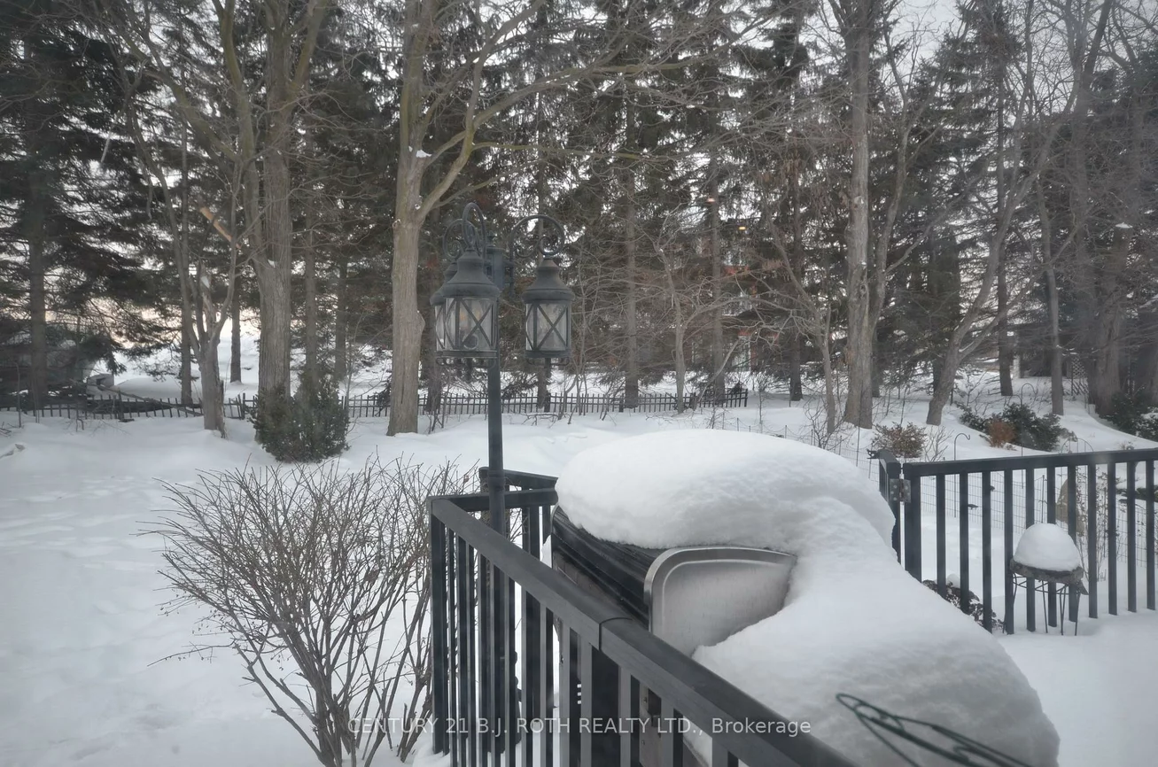 119, Metcalfe, Bradford, Bradford West Gwillimbury