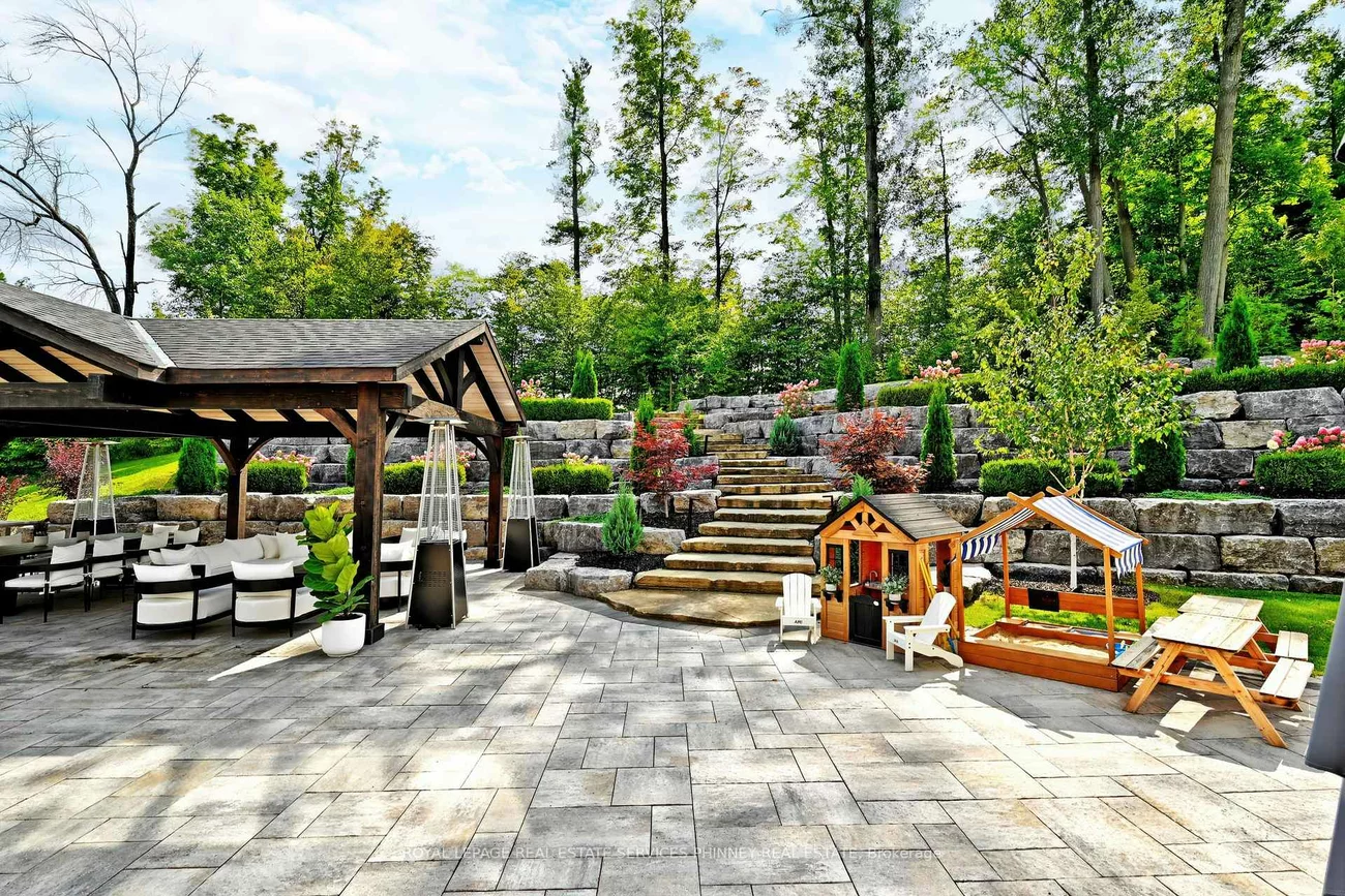 197, Nottingham Forest, Rural Bradford West Gwillimbury, Bradford West Gwillimbury