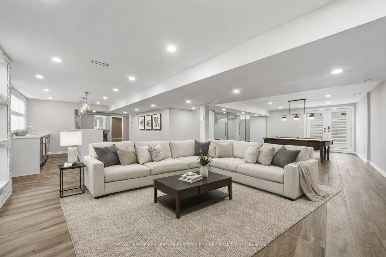 197, Nottingham Forest, Rural Bradford West Gwillimbury, Bradford West Gwillimbury