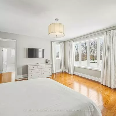 197, Nottingham Forest, Rural Bradford West Gwillimbury, Bradford West Gwillimbury