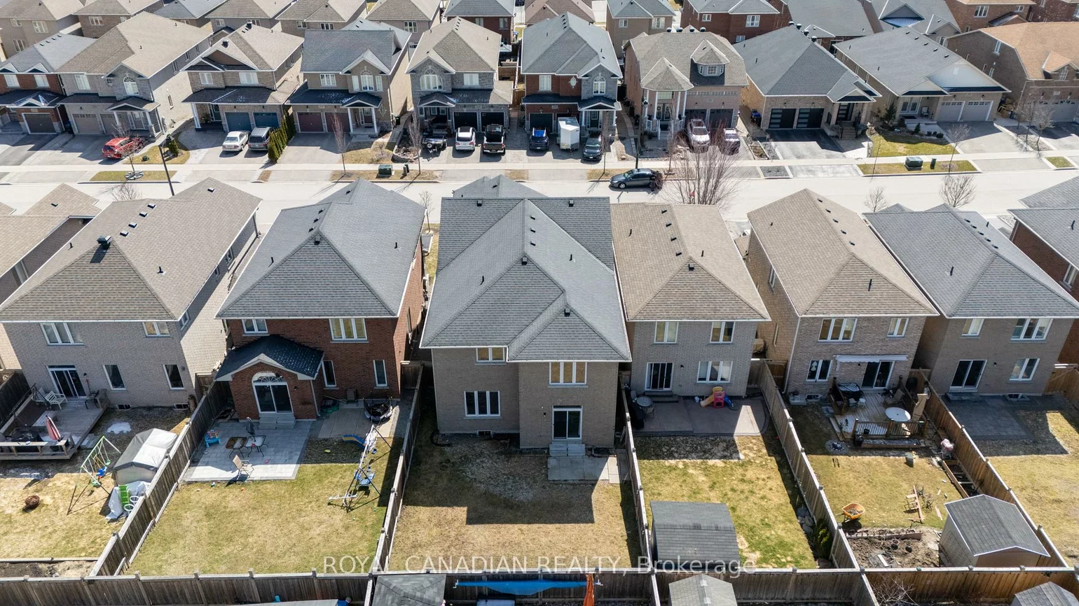 213, Richardson, Bradford, Bradford West Gwillimbury