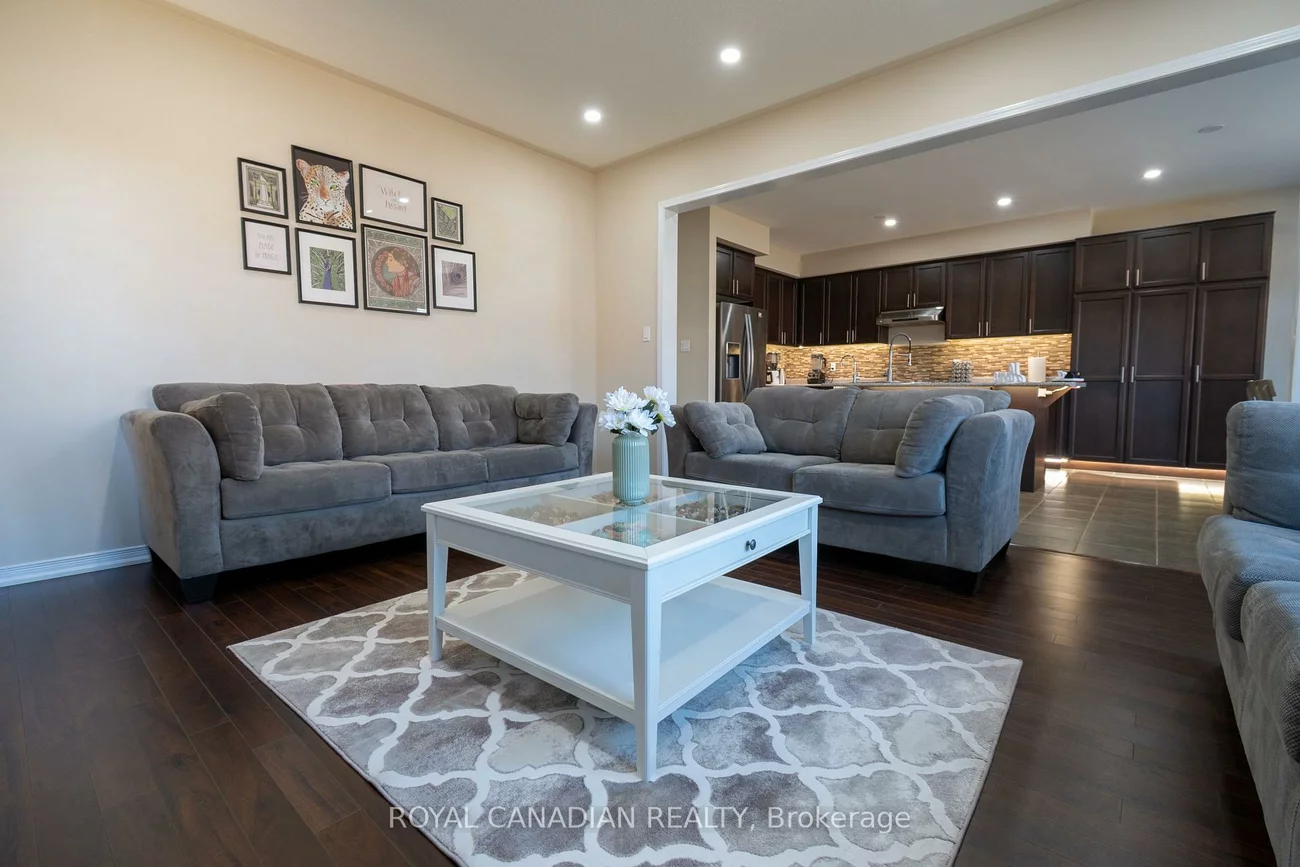 213, Richardson, Bradford, Bradford West Gwillimbury