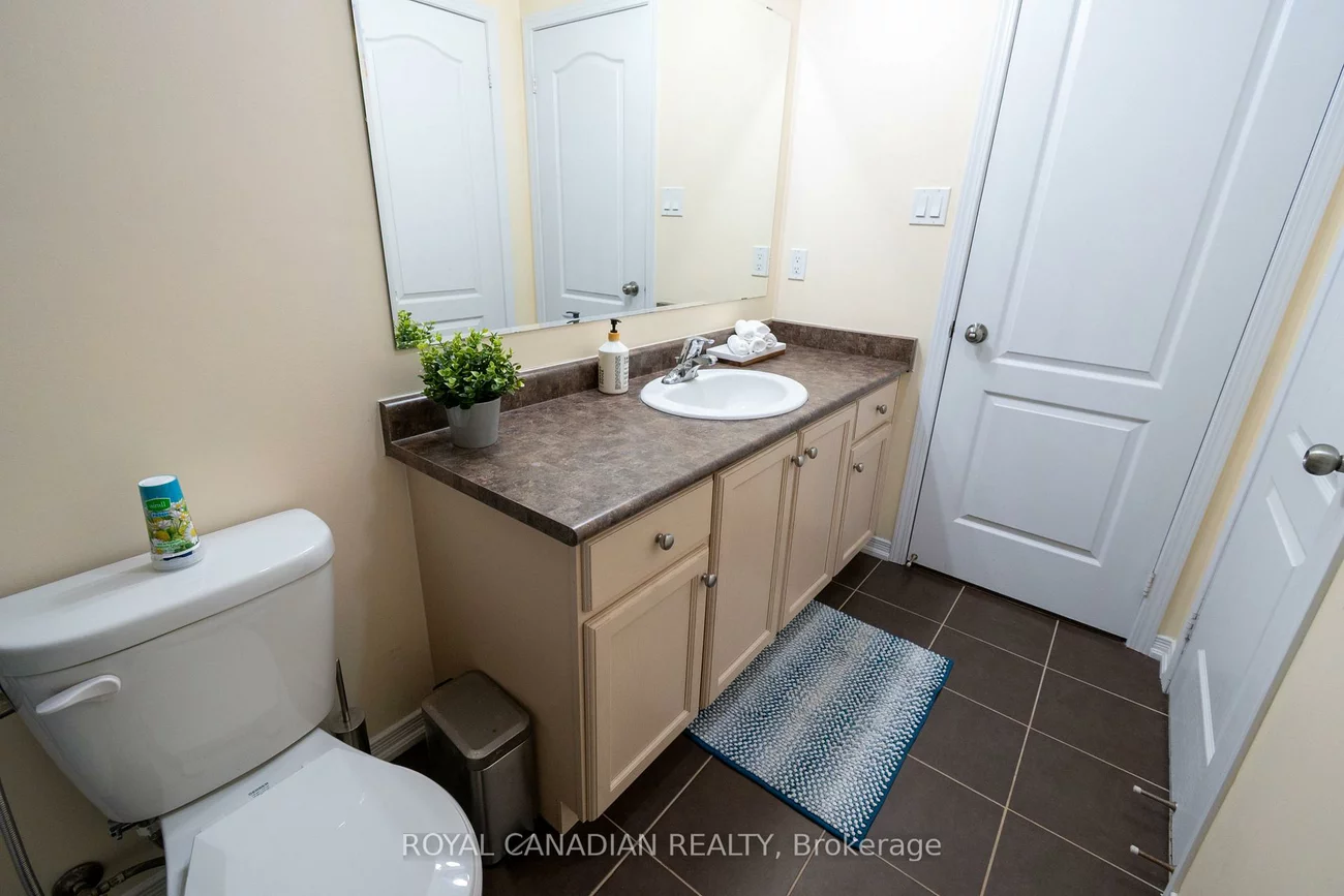 213, Richardson, Bradford, Bradford West Gwillimbury