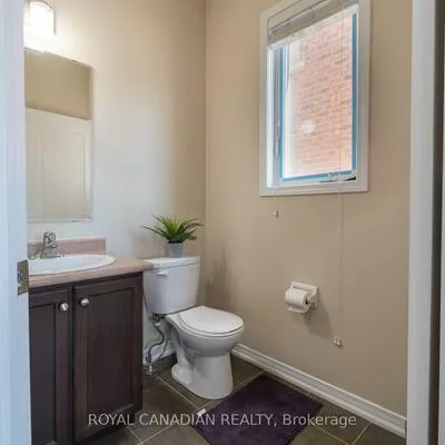 213, Richardson, Bradford, Bradford West Gwillimbury