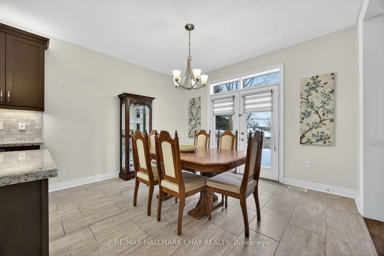 101, Gardiner, Bradford, Bradford West Gwillimbury