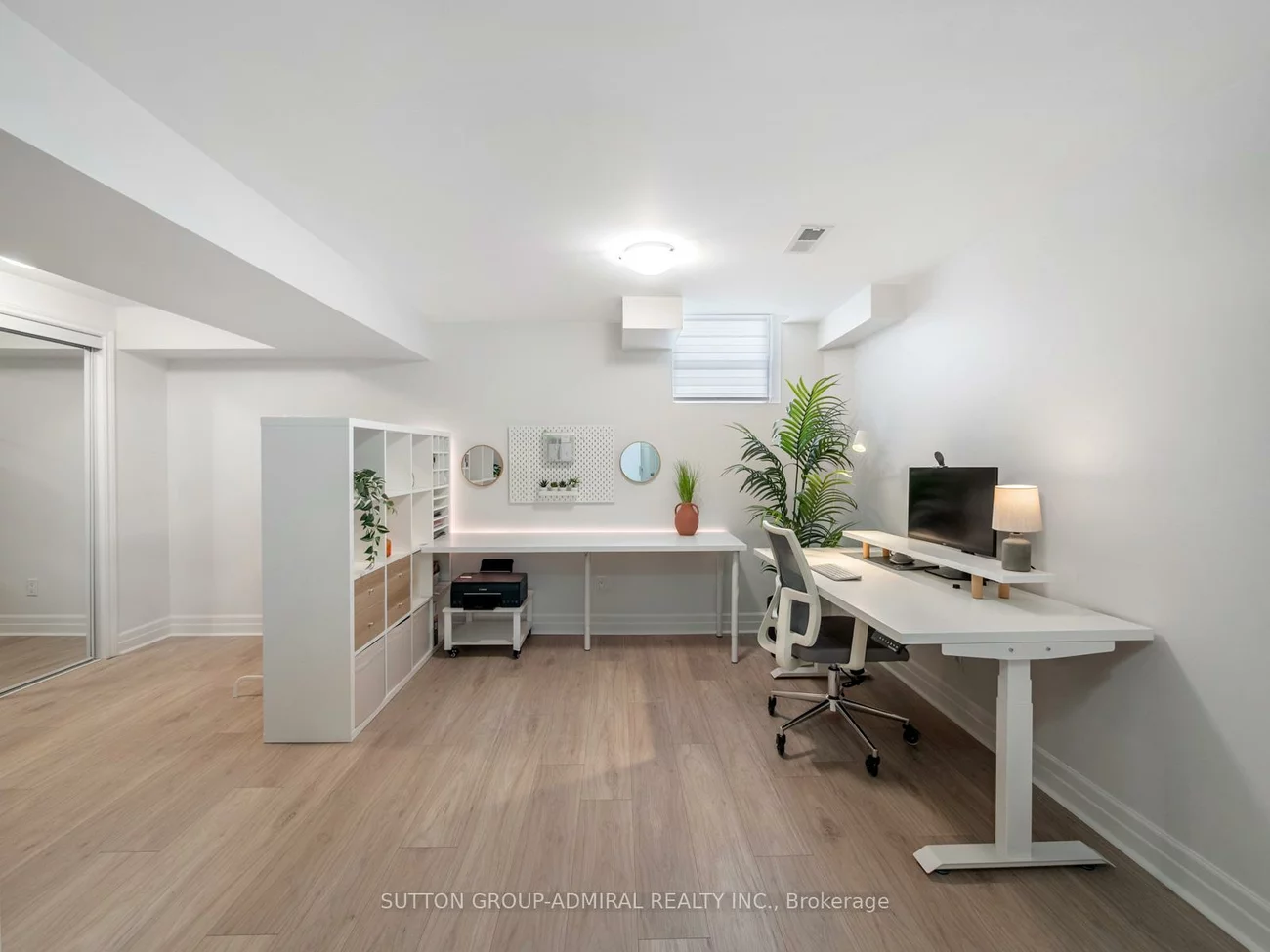 14, Booth, Bradford, Bradford West Gwillimbury