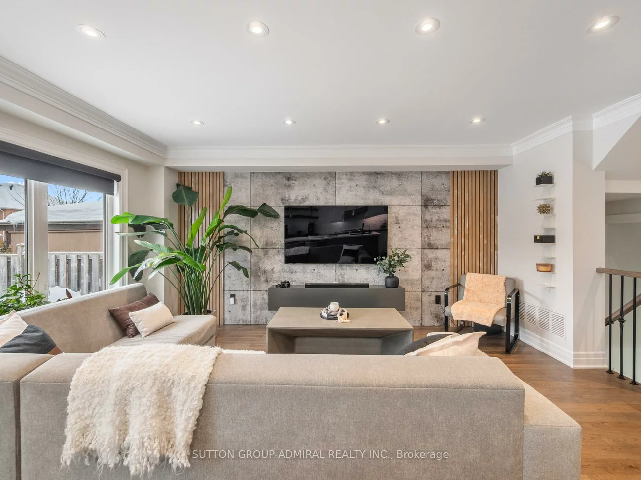 14, Booth, Bradford, Bradford West Gwillimbury