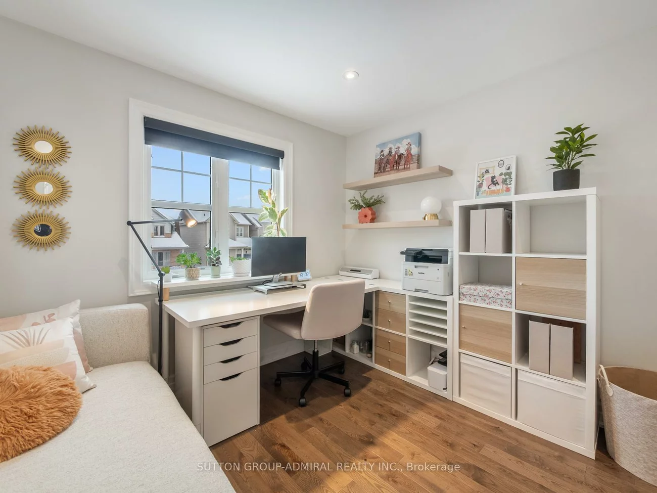 14, Booth, Bradford, Bradford West Gwillimbury