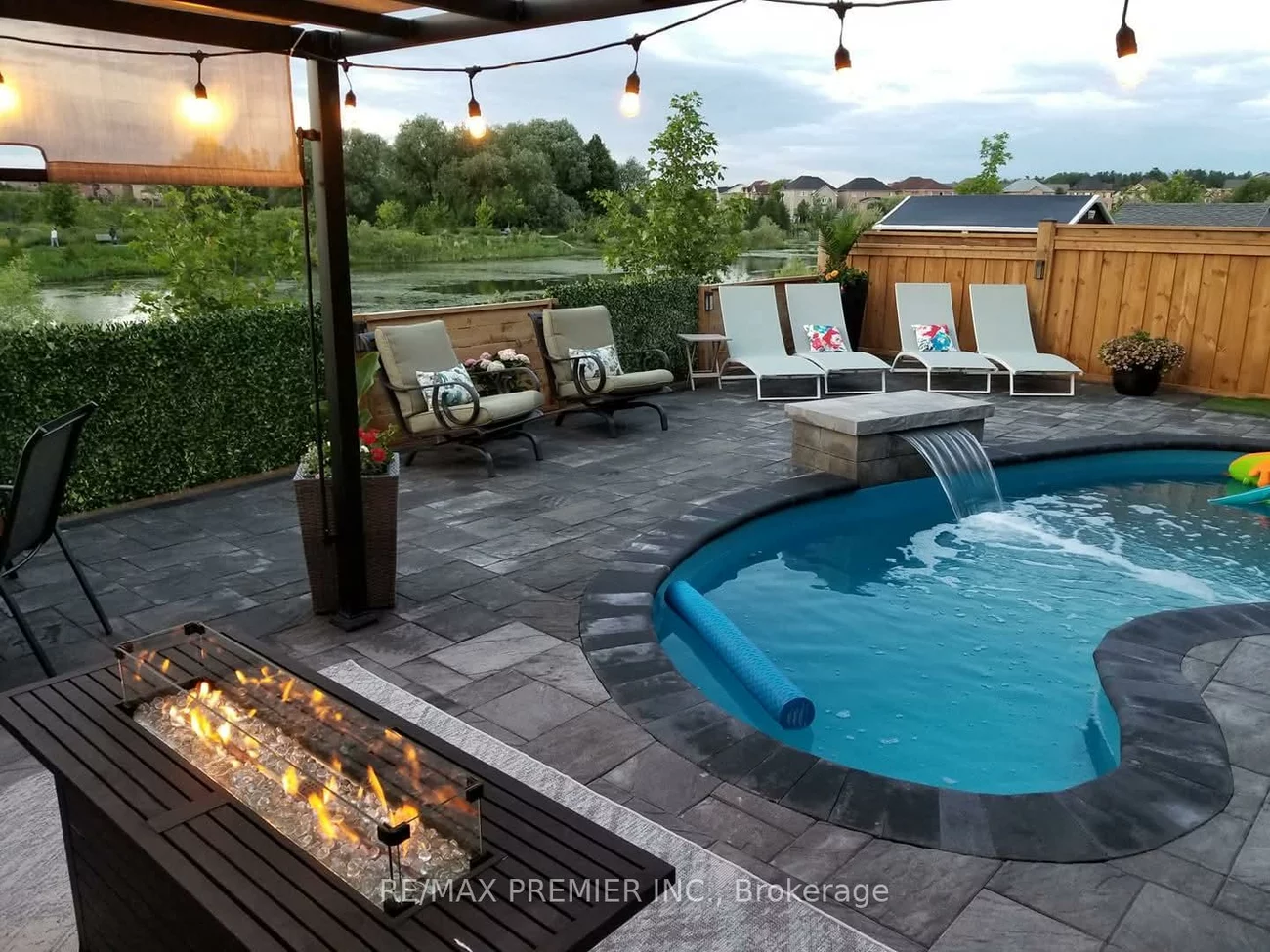 196, Aishford, Bradford, Bradford West Gwillimbury